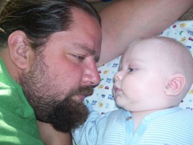 Isn't this just the cutest pic?  He loves his daddy!